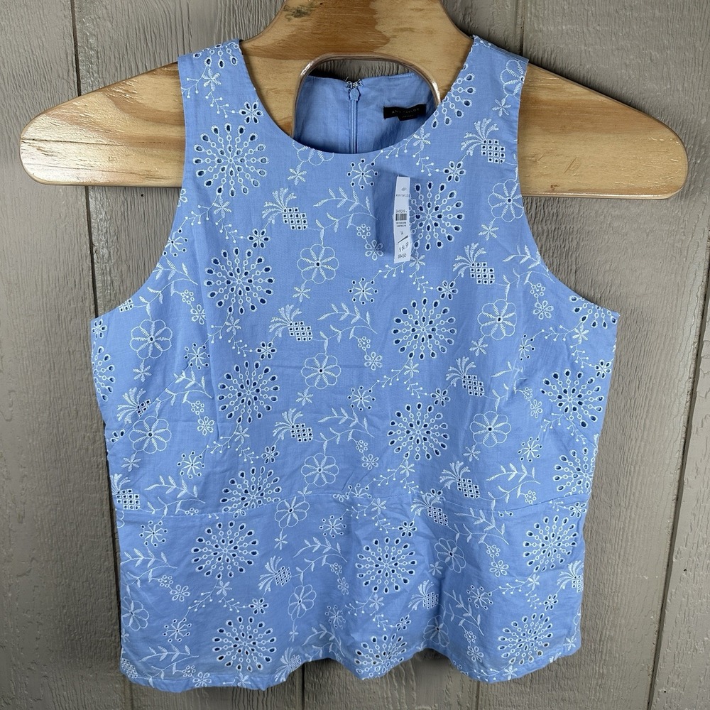 NEW Ann Taylor Womens 14 Baby Blue Cotton Embroidered Floral Sleeveless Blouse